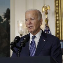 J. Bidenas pasmerkė D. Trumpo komentarus apie NATO