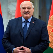 A. Lukašenka pasirašė naują įstatymą: apsisaugojo nuo baudžiamojo persekiojimo visam gyvenimui