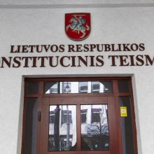 KT: Žemės įstatymo nuostata dėl areštuotų žemės sklypų neatidalijimo prieštarauja Konstitucijai