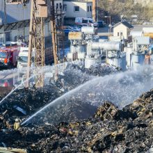 Po gaisro sostinėje aplinkosaugininkai pradėjo neplaninį patikrinimą: bendrovė nelaikyta rizikinga