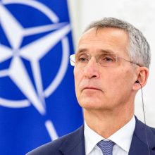 NATO ministrams susitinkant Prahoje, daugėja raginimų leisti Ukrainai smogti Rusijoje