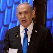 B. Netanyahu: Izraelis kovoja su „Hamas“ monstrais