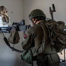 Izraelio kariuomenė: kariai vasarį šaudė į palestiniečius, kurie „kėlė grėsmę“ pajėgoms
