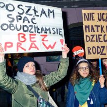 Lenkų prezidentas vetavo įstatymą, kuris sušvelnintų apribojimus skubiajai kontracepcijai