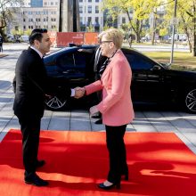 I. Šimonytė su Armėnijos parlamento vadovu aptarė glaudesnius santykius su ES