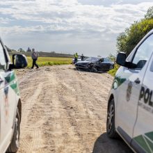 Vilniaus rajone susidūrus automobiliams, nukentėjo trys žmonės, tarp jų – nepilnametis