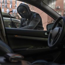 Vilniaus rajone apvogtas automobilis, nuostolis – 6 tūkst. eurų