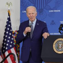 J. Bidenas Šv. Patriko dieną priima Airijos ministrą pirmininką