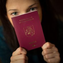 VLKK: I. Pakarklytės iniciatyva dėl moterų pavardžių skatina nedarnią teisėkūrą