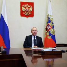 Kremlius B. Johnsono teiginį apie V. Putino grasinimą raketomis vadina melu