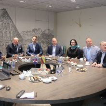 Prie apskritojo stalo – diskusija su pramonininkais