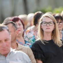 Pažaislio liepų alėjoje nuskambėjo I. Valinskienės koncertas