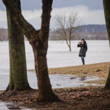 Nemunas lipa iš krantų: užlieta Santaka, vanduo pakilęs ir kitose vietose