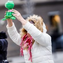 Tėvų protestas Kaune: „Ar aukosi savo vaiką eksperimentinei vakcinai?“