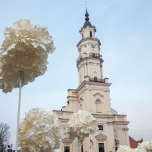 Trys Karaliai išsineš saldžiąją Kauno Kalėdų eglę: bus išmontuota per šį savaitgalį