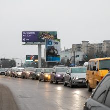 Naujuosius pasitikime namie: policijos postai keliuose, judėjimą mieste stebės ir dronai