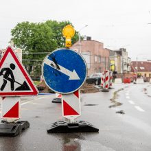 Pilies žiedas uždarytas: apylankose vairuotojai stringa spūstyse