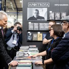 G. Nausėda apsilankė Knygų mugėje: savo maišelį jau esu atsidėjęs