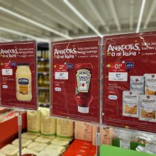 „Maximai“ paskelbus juokingai mažas kainas, pirkėjai plūstelėjo į parduotuves: prekes šluote šluoja