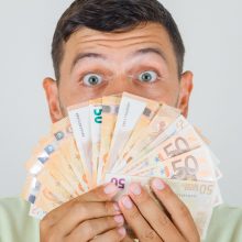 Didžiausias atlyginimas Lietuvoje gruodį – 114 tūkst. eurų