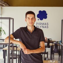 Žiniasklaida: VDI tiria galimą nelegalų darbą ir neįgaliųjų išnaudojimą restorane „Pirmas blynas“ 