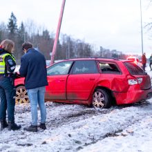 Patekote į masinę avariją: kada būtina kviesti policiją?