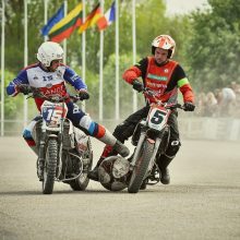 Motobolas: įvarčius mušė motociklininkai