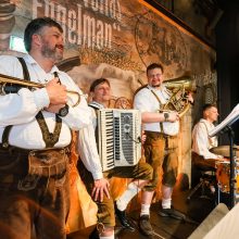 „Oktoberfest“ kviečia linksmintis iš širdies: Kaune skambės geriausios bavariškos melodijos