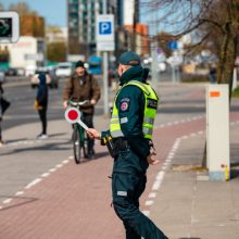 Klaipėdoje girtas vyras paspirtuku vežėsi trejų metų vaiką