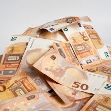 V. Vasiliauskas: skolinimosi kaštų brangimą lėmė geopolitinės priežastys, o ne ECB sprendimai