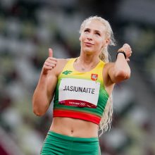 Debiutas: ieties metikė L.Jasiūnaitė pirmą savo karjeros olimpinį pasirodymą įvertino teigiamu pažymiu.