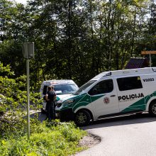 Kolegos piešia galimai savo vaikus nuskandinusios moters portretą: buvo uždaro būdo