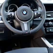 Vilniuje siautėjo BMW dalių vagys: nugvelbti ne tik vairai