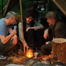 Filme „Poetas“ kruopščiai atkurtas pokario laikas stebina tikroviškumu