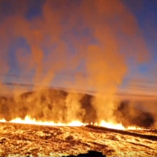 Užfiksuotas ugnikalnio užkurtas pragaras Islandijoje: lava ryja namus