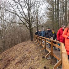 Atnaujintu Kadagių slėniu besidžiaugantys lankytojai: pasiilgome tikro pasivaikščiojimo