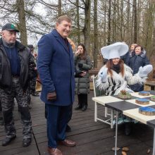 Atnaujintu Kadagių slėniu besidžiaugantys lankytojai: pasiilgome tikro pasivaikščiojimo