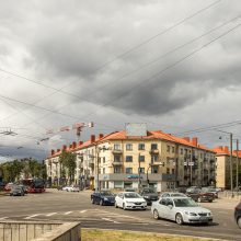 Savanorių prospekte jau kvepia nauju asfaltu, bet eismas kol kas – sudėtingas