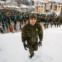 Tradiciniame bėgime „Gyvybės ir mirties keliu“ dalyvavo ir diplomatai