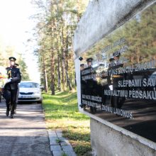 Žydų genocidų aukų atminimo diena vėl žiebia diskusijas apie istorinę atmintį