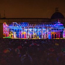 Šv. Kalėdų vakarą ant Vilniaus katedros sienos nušvito 3D pasaka 