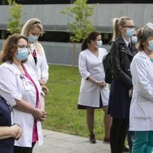 D. Nausėdienė: dovanojama ne tik medicininė įranga, bet ir skleidžiasi viltis