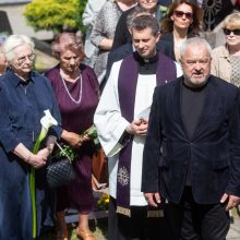 Į paskutinę kelionę išlydėtas teatro legenda aktorius G. Girdvainis