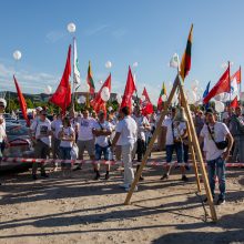 Protestuotojai prie Seimo – policijos akiratyje: gresia baudos