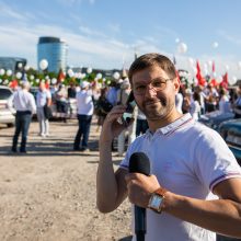 Protestuotojai prie Seimo – policijos akiratyje: gresia baudos