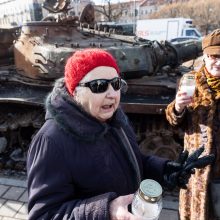 Ministerija provokacijų nepaiso: rusų tanko nei aptverti, nei išvežti neplanuojama
