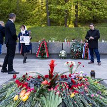 Gegužės 9-osios minėjimas Vilniuje: mažiau pompastikos ir nuoskauda dėl sovietinių paminklų  