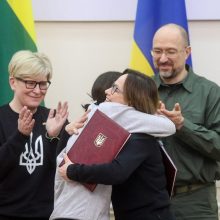 Lietuvos ir Ukrainos ministrės pasirašė susitarimą dėl vaikų apsaugos karo metu