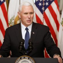 M. Pence'as pateikė dokumentus dalyvauti 2024 metų JAV prezidento rinkimuose