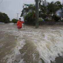 Australijos šiaurę skandina „didžiausi per šimtmetį“ potvyniai